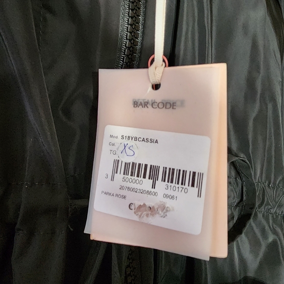 LOLA SANDRO FERRONE Spring Coat Black Jacket with black flowers & pockets - Picture 7 of 9